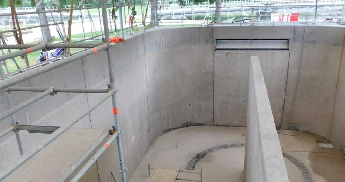 Remonto darbų metu baseinas buvo visiškai uždengtas